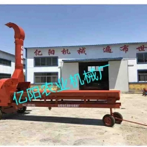 鍘草機